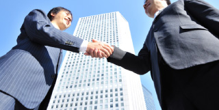 顧問契約を事業主さまと締結イメージ画像